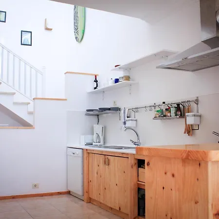 Hitide House بيت شباب